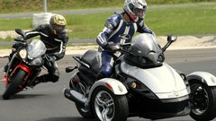 Can-Am Spyder RS na Racelandu (video)