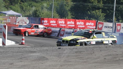 Logatec vnovič Sedlarju