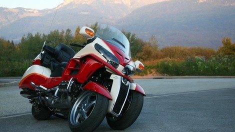 Goldwing Lazareth