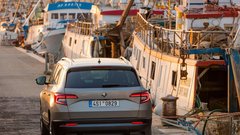 Vozili smo: Škoda Karoq. In Yeti si lahko privošči dolg spanec ...