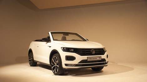 Volkswagen širi družino T-Roc: kompaktnemu terencu se je pridružil še dvovratni kabriolet