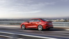 Premiera - Audijev 'hot-hatch' presegel magično mejo 300 'konjev'
