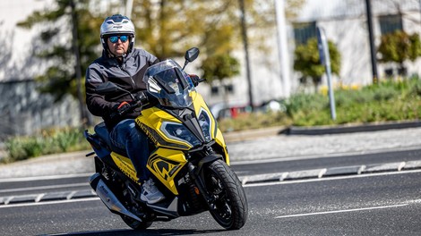 Test: Wottan Storm-V 125 CBS - Dokončano v EU