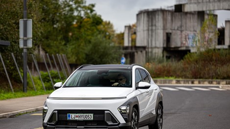 TEST: Hyundai Kona 1.0 T-GDI Impression - Drugačna in predvsem ... večja!
