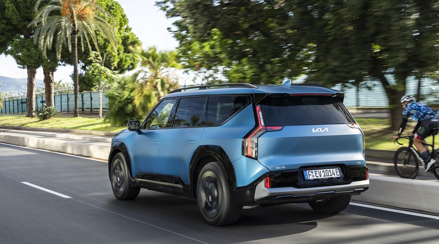 Kia in njena definicija luksuzne, električne mobilnosti. Zdaj tudi pri nas (foto: Kia)