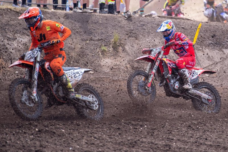 Gajser v Italijo po krepitev prednosti na vrhu, vrača se Antonio Cairoli!