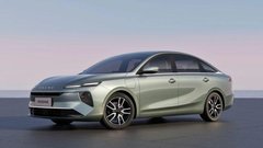 Roewe D6 - rekorder v dosegu