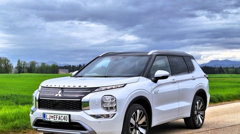 Novo v Sloveniji: Mitsubishi Outlander – V četrto gre lažje